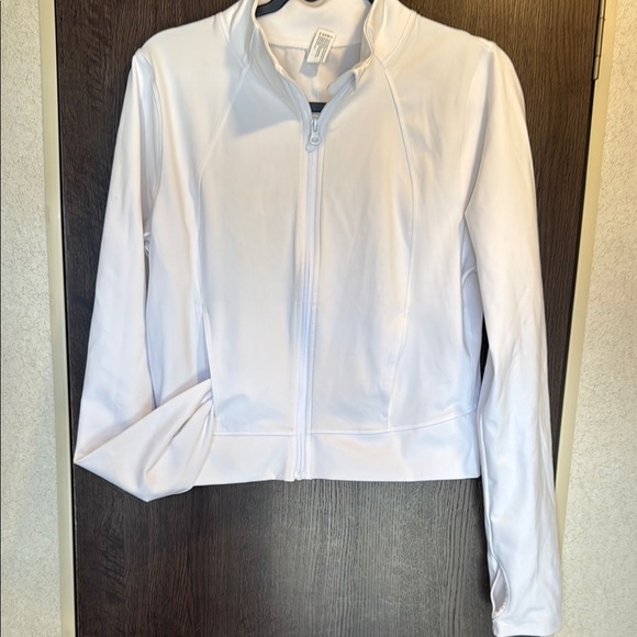 Yogalicious Tops - Yogalicious workout long sleeve top lightly top